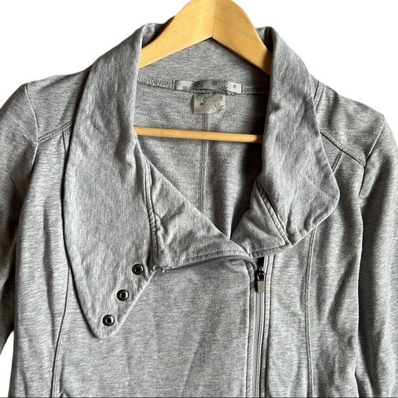 Athleta Juniper Asymmetrical Zip-Up Jacket - Picture 4 of 12